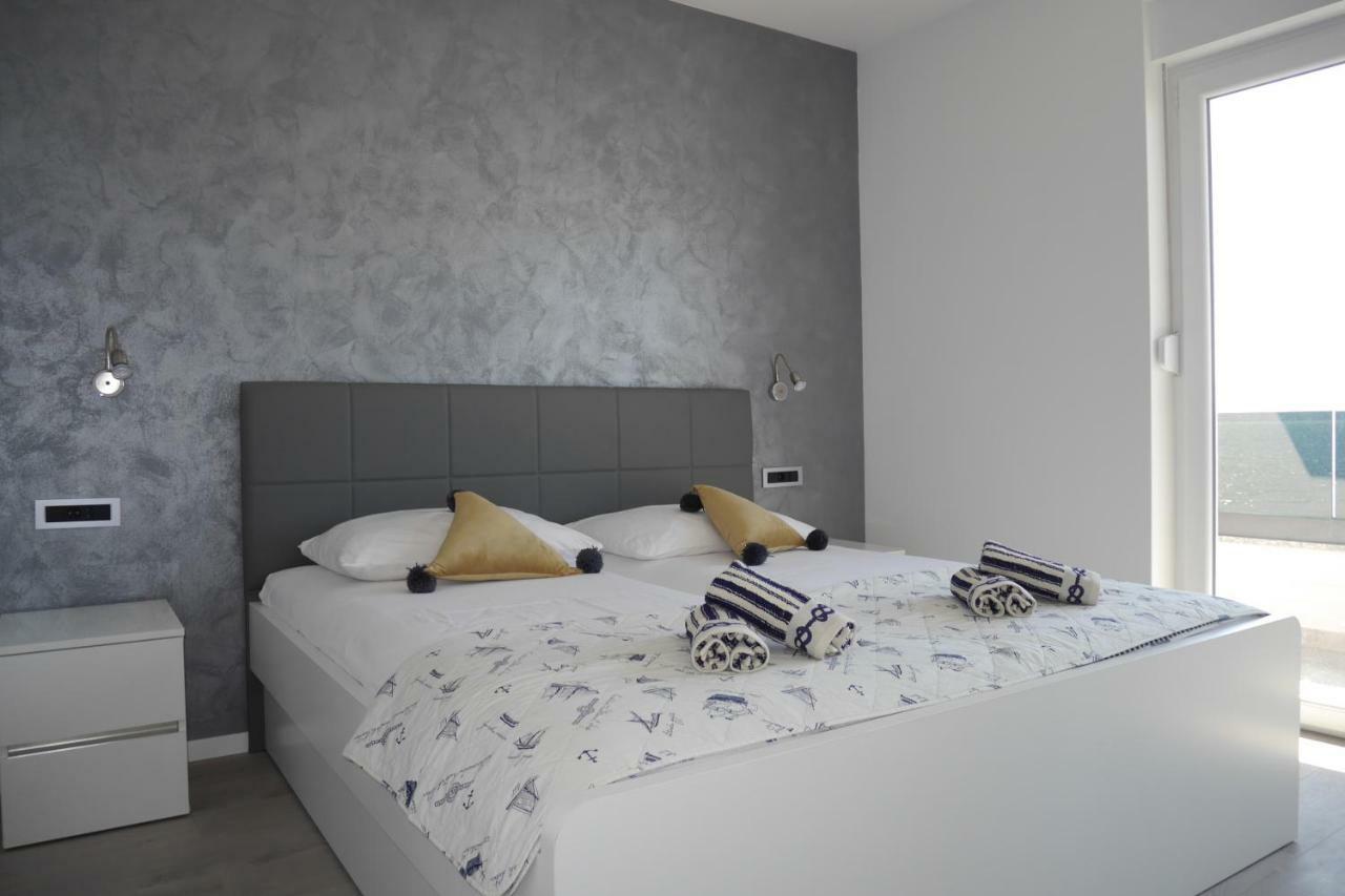 Luxury Apartments Beach Jesenice  Extérieur photo