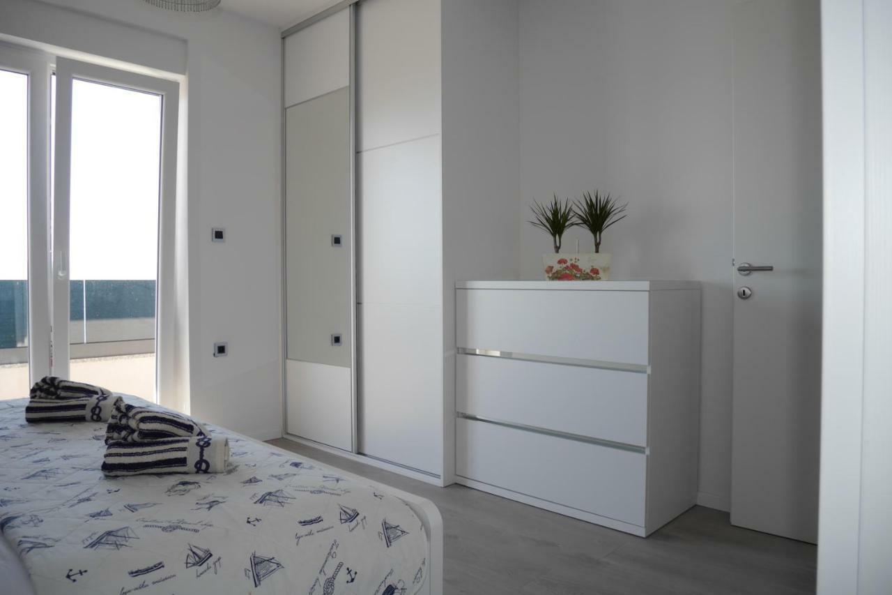 Luxury Apartments Beach Jesenice  Extérieur photo