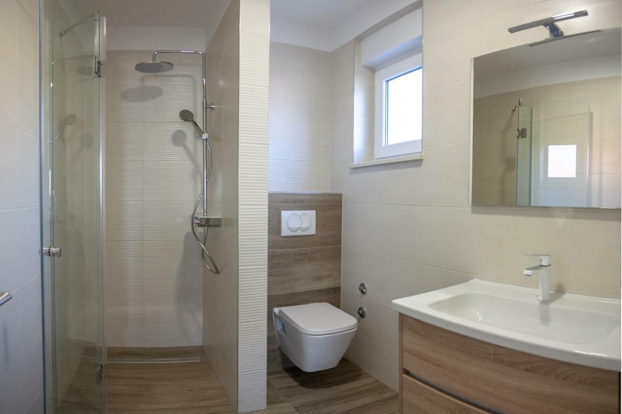 Luxury Apartments Beach Jesenice  Extérieur photo
